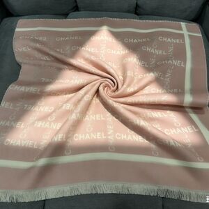 <AUTHENTIC>CHANEL Scarf